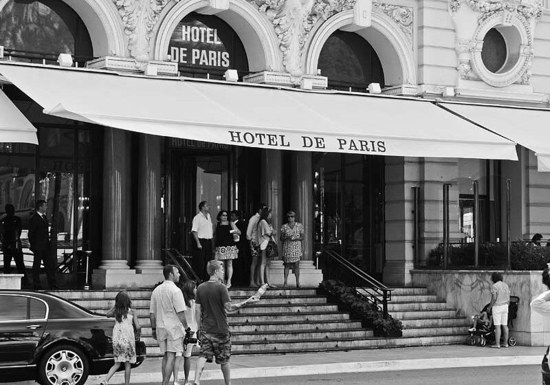 Hotel-de-paris